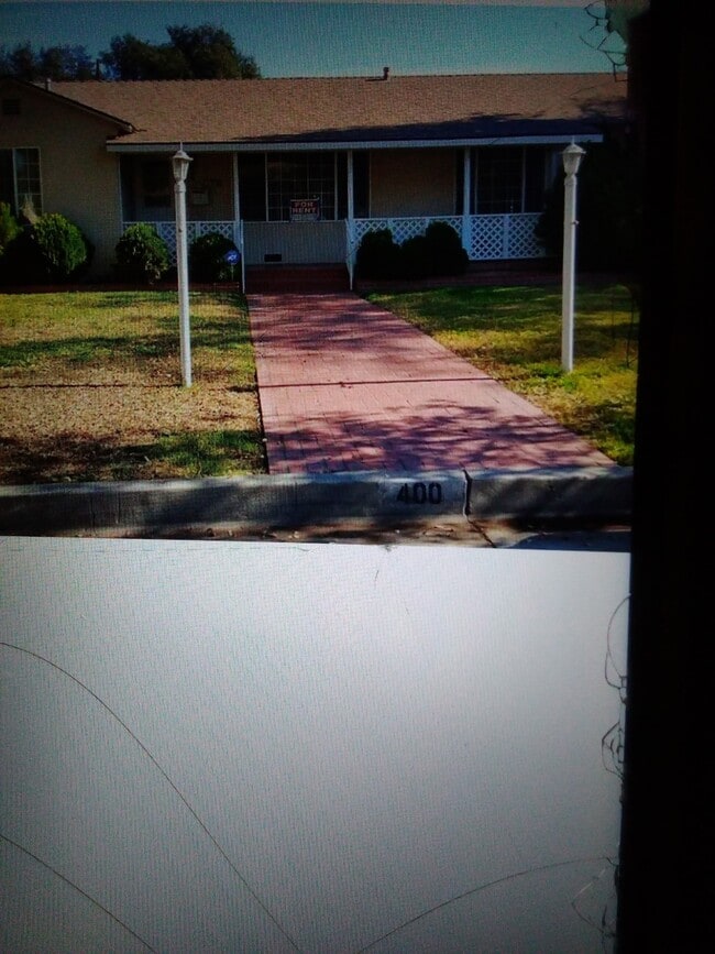property at 400 N Jefferson Ave