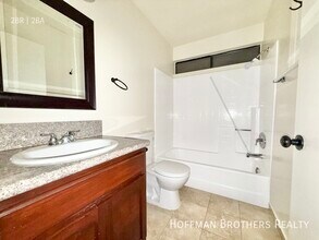 15040 Vanowen St in Los Angeles, CA - Building Photo - Building Photo