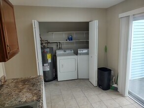 43 Taos Cir in Middle River, MD - Building Photo - Building Photo