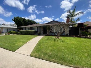17386 San Luis St in Fountain Valley, CA - Building Photo - Building Photo