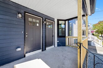 70 Stanley Ave, Unit 70 in Medford, MA - Foto de edificio - Building Photo