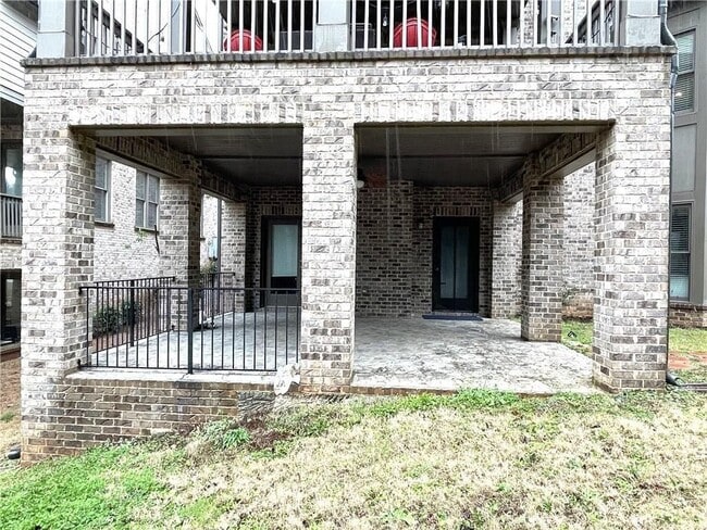 property at 3816 Chamblee Dunwoody Rd