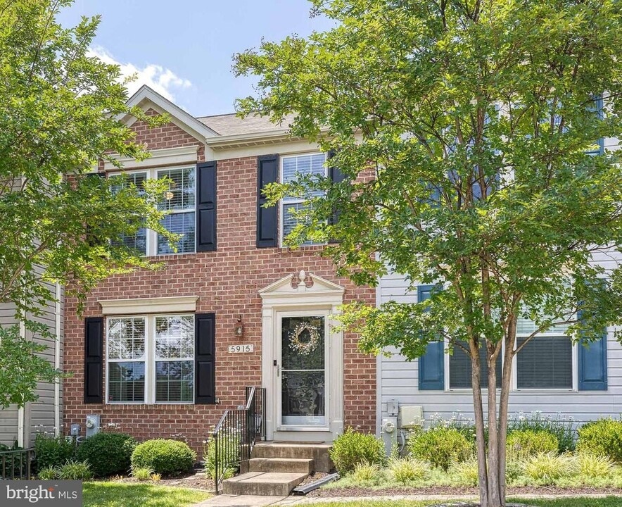 5915 Autumn Spell in Elkridge, MD - Building Photo