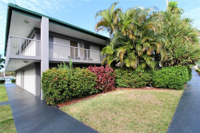 property at 7150 N Tamiami Trl