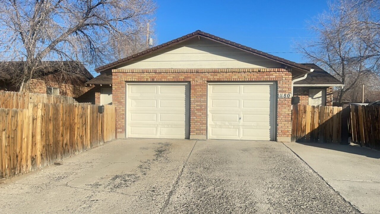 1180 Arnold Dr in Reno, NV - Building Photo