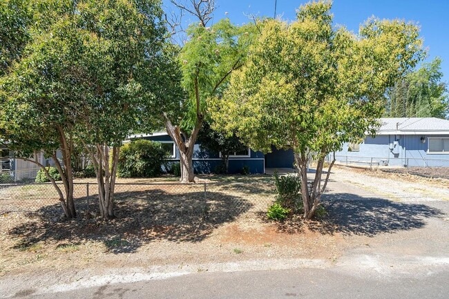 property at 2786 Fairway Ave