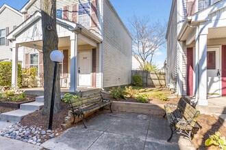 1053 Symphony Dr in Aurora, IL - Building Photo - Building Photo