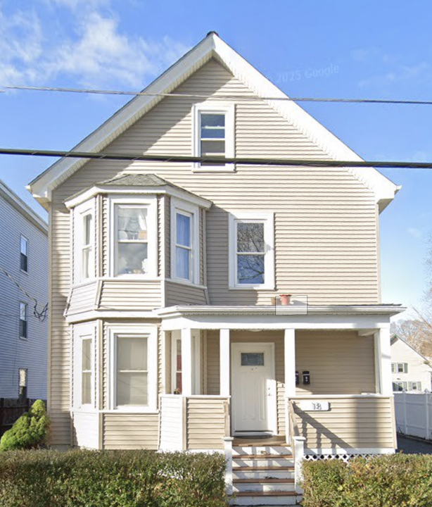 18 Perley St in Lynn, MA - Building Photo