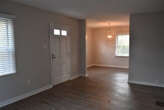 1313 Bursal Ave in Cincinnati, OH - Building Photo - Building Photo