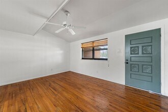 308 Catalina Dr in Waco, TX - Building Photo - Building Photo