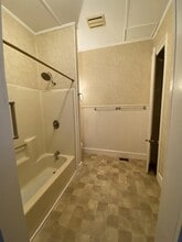 321 W Barbour St in Eufaula, AL - Building Photo - Building Photo