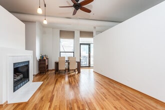 910 S Michigan Ave in Chicago, IL - Building Photo - Building Photo