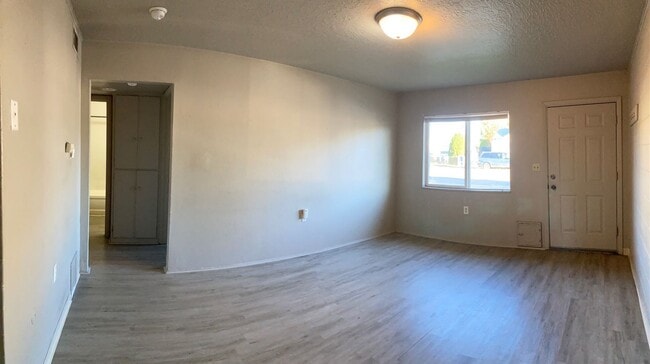 421 N 11th Ave in Caldwell, ID - Building Photo - Building Photo