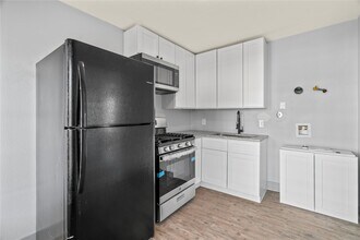 305 Roberts St in Houston, TX - Building Photo - Building Photo