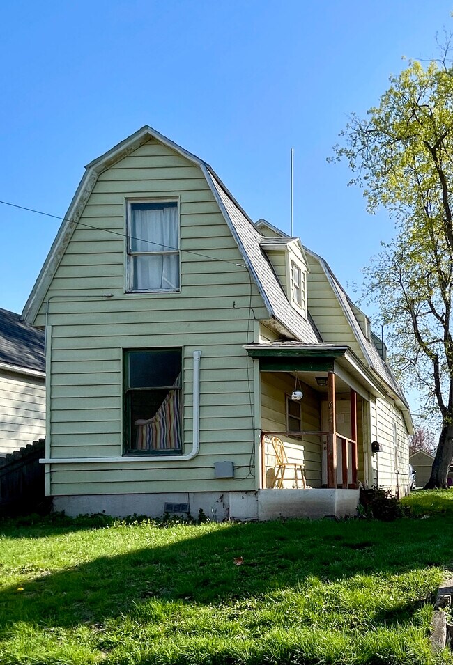 property at 614 Pleasant St