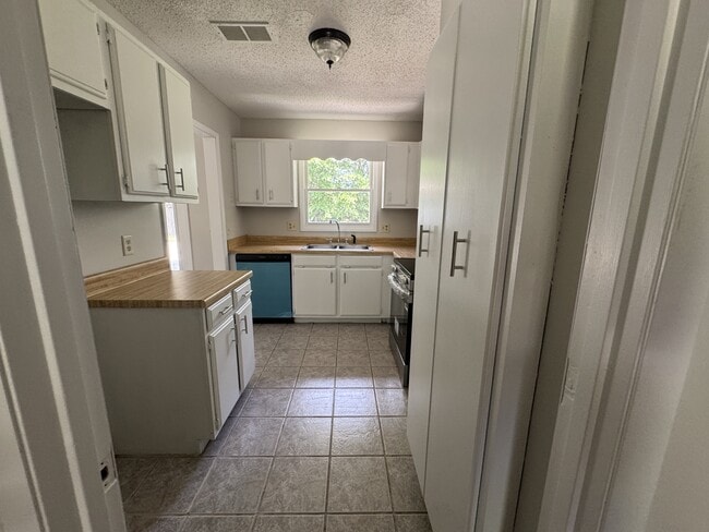 1447 Coe Dairy Rd in Dothan, AL - Building Photo - Building Photo