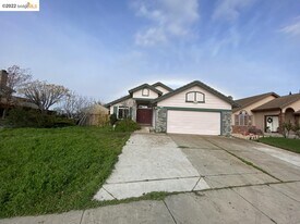 1960 Seasons Way in Pittsburg, CA - Building Photo