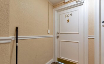 311 W Ashley St in Jacksonville, FL - Foto de edificio - Building Photo