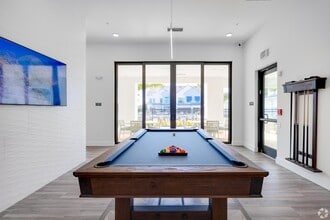 Imperial Crossing Luxury Apartment Homes in Bonita Springs, FL - Foto de edificio - Building Photo