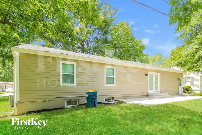 property at 429 Wilshire Blvd