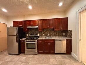 333 Sip Ave in Jersey City, NJ - Building Photo - Building Photo