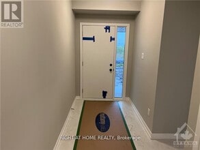 26 Limnos Ln in Ottawa, ON - Building Photo - Building Photo
