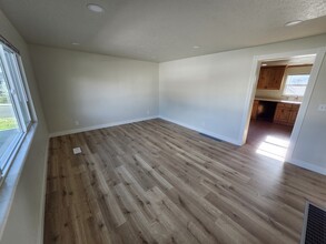 846 1590 W in Orem, UT - Building Photo - Building Photo