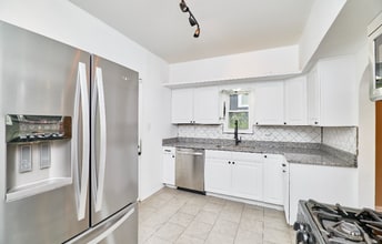 840 Marshall Ave in Webster Groves, MO - Building Photo - Building Photo