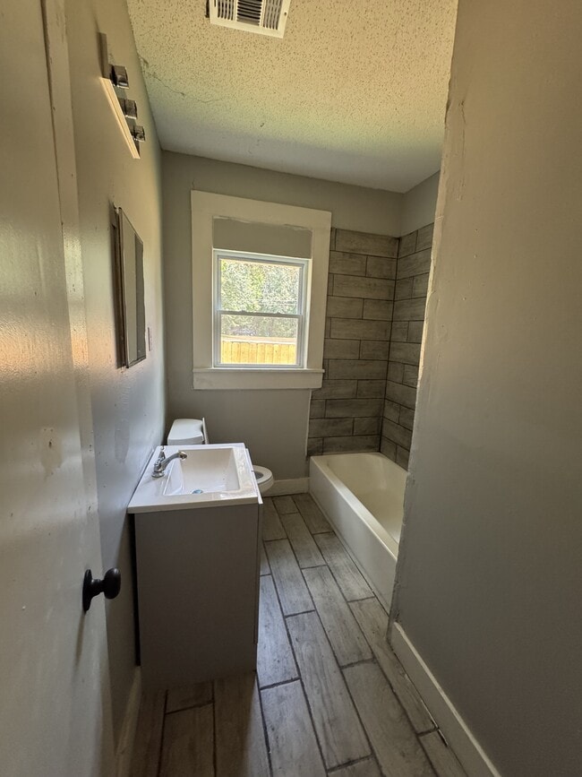 444 Honduras Dr in Memphis, TN - Building Photo - Building Photo
