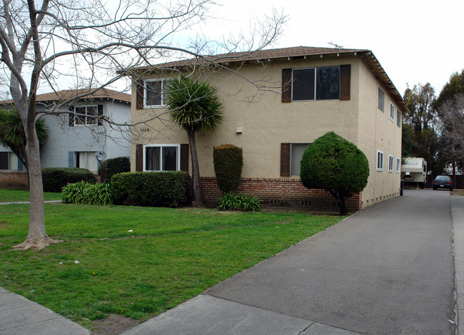 1119 Ayala Dr in Sunnyvale, CA - Building Photo - Building Photo