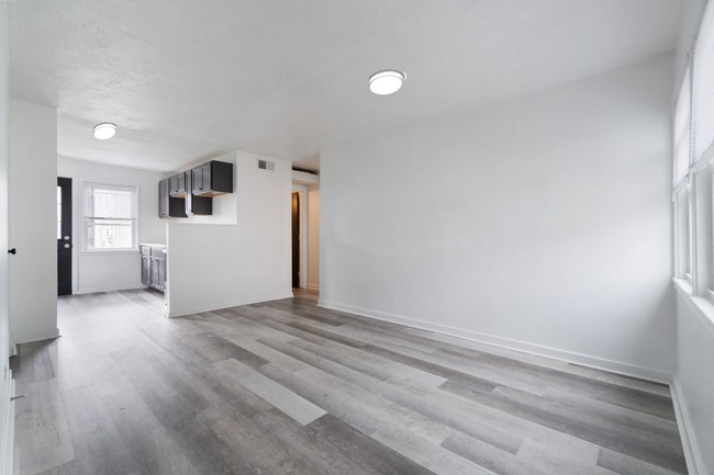 property at 26 Midland Heights Cir