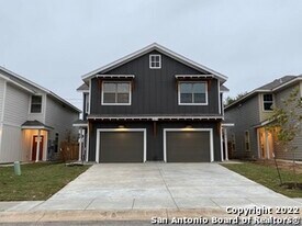 2515 Lynwood Bnd in San Antonio, TX - Building Photo