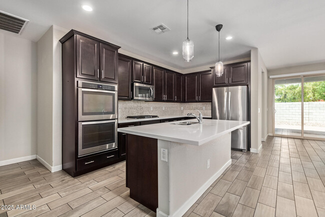 3634 E Sophie Ln in Phoenix, AZ - Building Photo - Building Photo