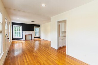 915 E 38th St in Austin, TX - Building Photo - Building Photo