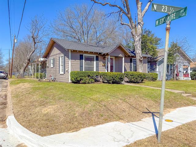 1418 Sycamore Ave in Corsicana, TX - Building Photo - Building Photo