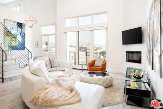 118 S Kenwood St in Glendale, CA - Building Photo - Building Photo