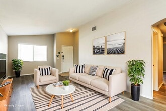 9454 E Pale Blue Topaz Ln in Tucson, AZ - Building Photo - Building Photo