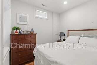 8407 Chaucer House Ct in Lorton, VA - Building Photo - Building Photo