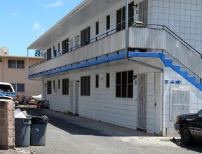 743 Mahiai Pl in Honolulu, HI - Building Photo - Building Photo