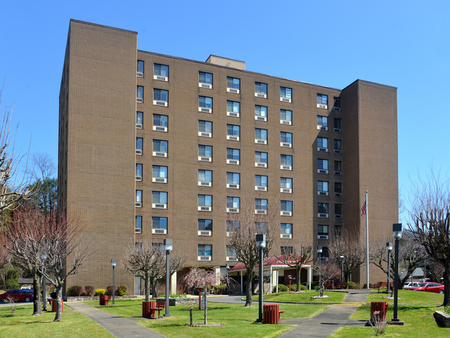 Regency Towers in Norton, VA - Building Photo - Building Photo