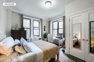 2841 Broadway in New York, NY - Building Photo