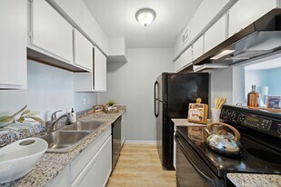 8523 Hearth Dr in Houston, TX - Building Photo