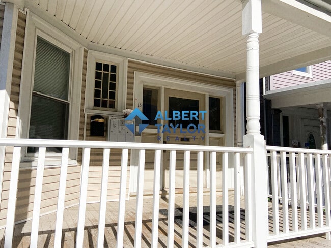 13 Sachem St, Unit 1