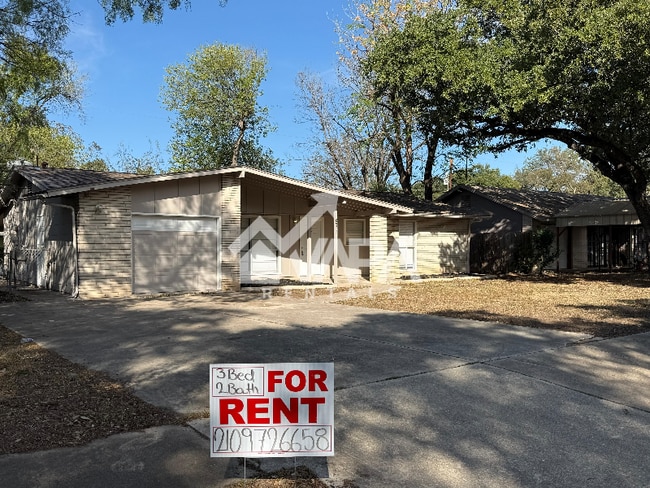 6323 Flint Rock Dr in San Antonio, TX - Building Photo - Building Photo