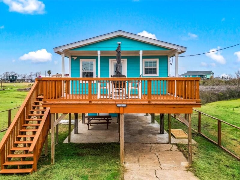 252 Flamingo St in Bay City, TX - Foto de edificio