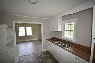 1527 McArthur Rd in Fayetteville, NC - Building Photo - Building Photo