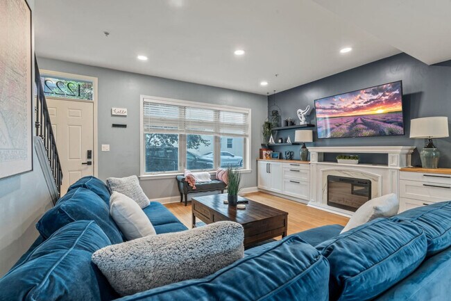 1222 S 17th St-Unit -ID1049518P in Philadelphia, PA - Building Photo - Building Photo