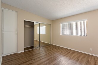 AZURE APARTMENTS! AMAZING 2 BEDROOM APARTMENT in El Segundo, CA - Building Photo - Building Photo