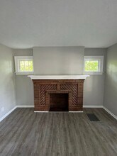 15 1/2-11-12 E Kelso Rd in Columbus, OH - Foto de edificio - Building Photo