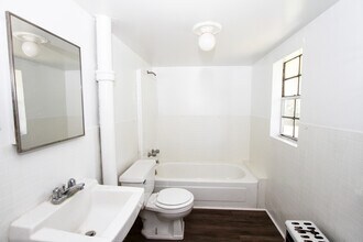 706 Shull St in West Columbia, SC - Building Photo - Building Photo